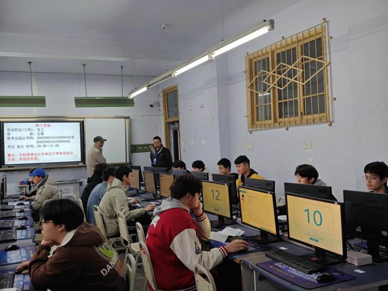 说明: 2
